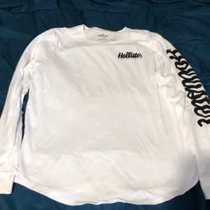 Long sleeve graphic tee